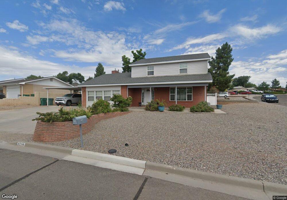 5704 Ravella Dr, Farmington, NM 87402 - photo 1