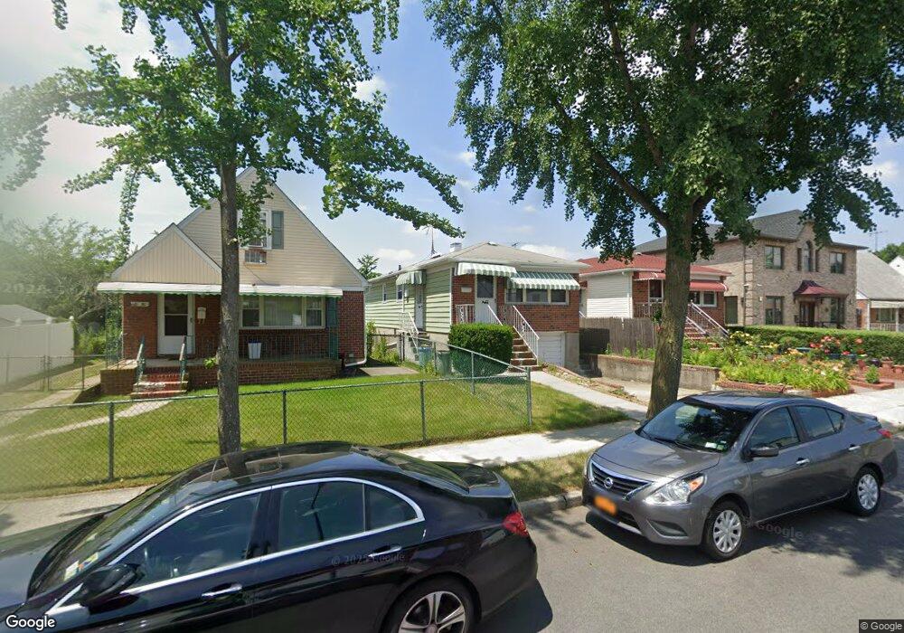 81-46 266th St, Glen Oaks, NY 11004 - photo 1