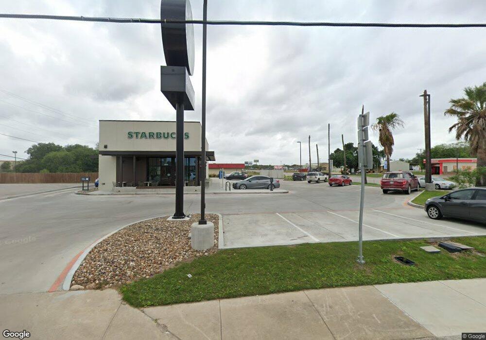 2403 N St Mary's, Beeville, TX 78102 - photo 1