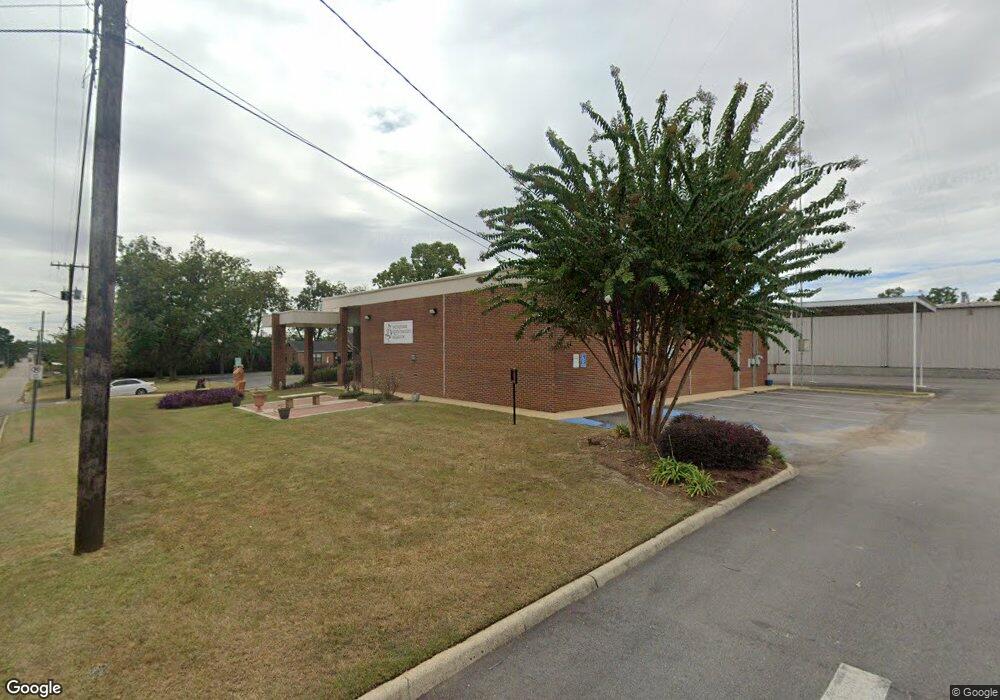 570 S Foster St, Dothan, AL 36301 - photo 1