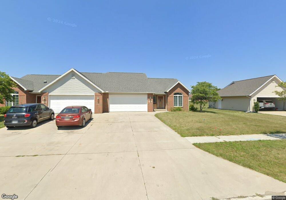 808 Murbach St, Archbold, OH 43502 - photo 1