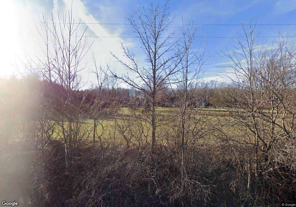 13455 Burns Rd, Carleton, MI 48117 - photo 1