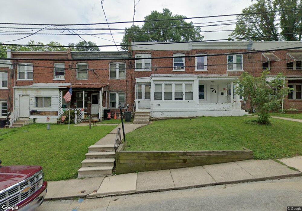 227 Hamilton Ave, Darby, PA 19023 - photo 1