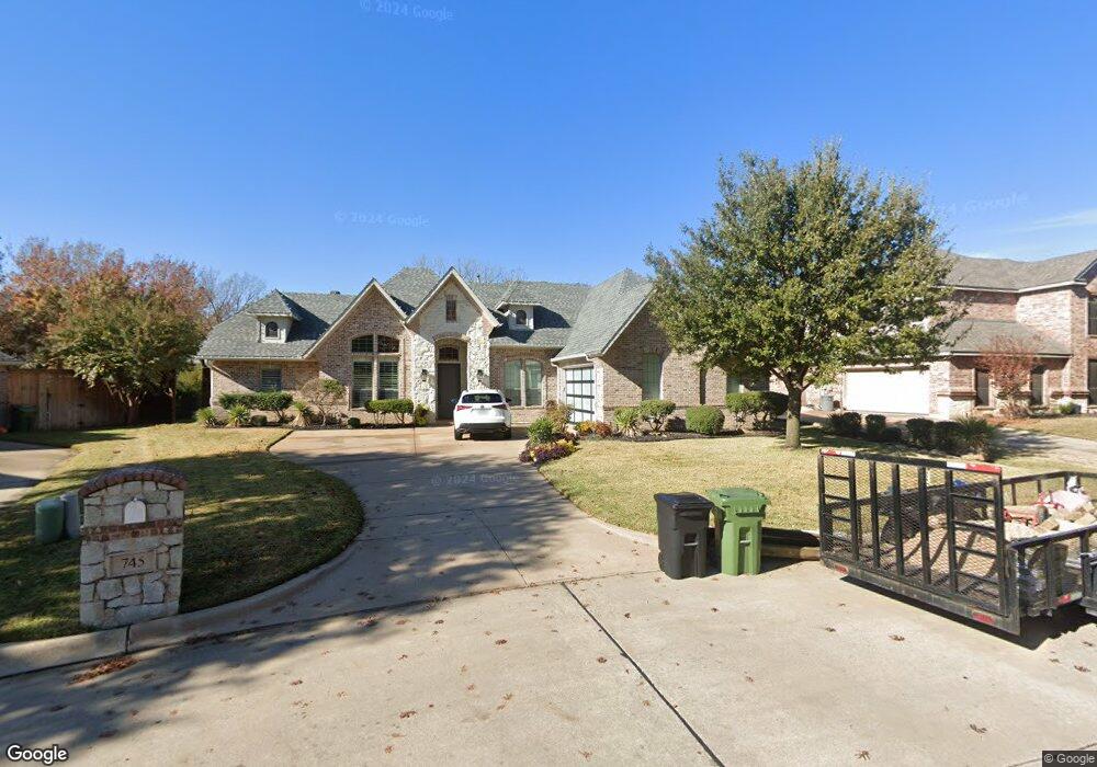 745 Trails End Cir, Hurst, TX 76054 - photo 1