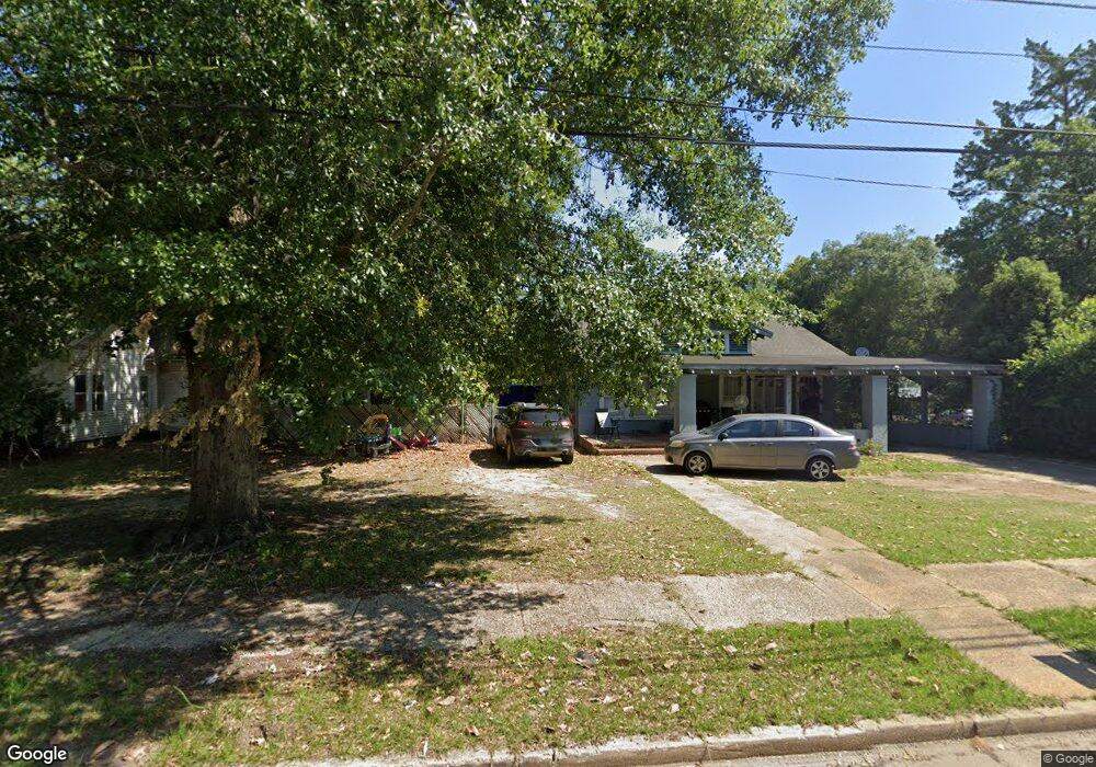 709 Hillcrest Ave, Moultrie, GA 31768 - photo 1