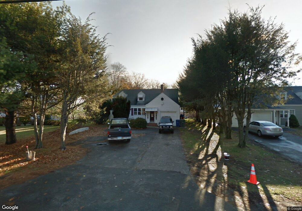 566 Huntington Turnpike, Bridgeport, CT 06610 - photo 1