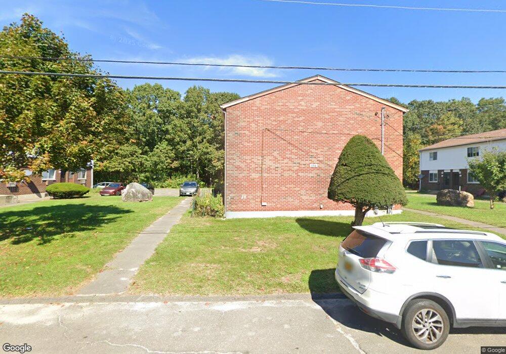 154 Fillmore St unit 2, Waterbury, CT 06705 - photo 1