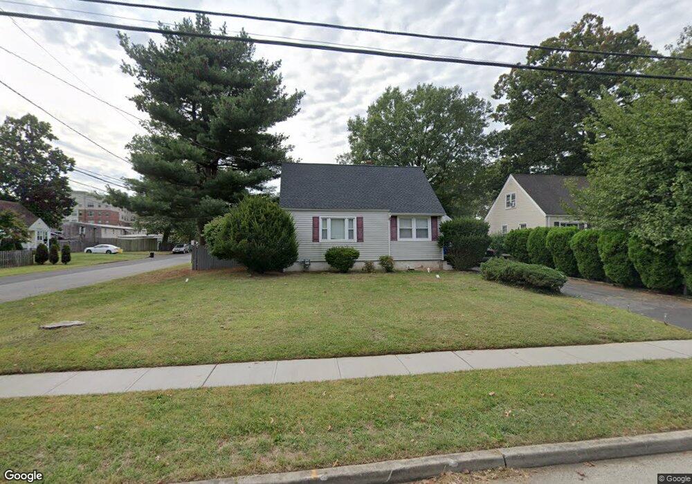 520 Chestnut St, Middlesex, NJ 08846 - photo 1