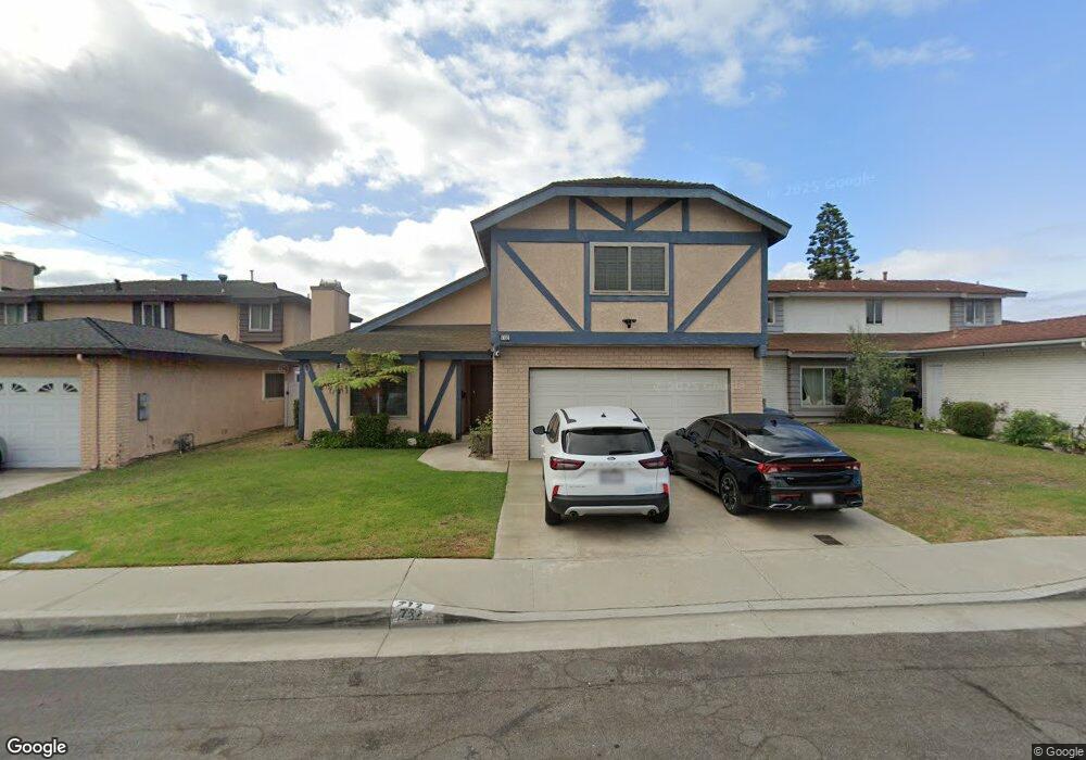 712 W Acacia Ave, El Segundo, CA 90245 - photo 1