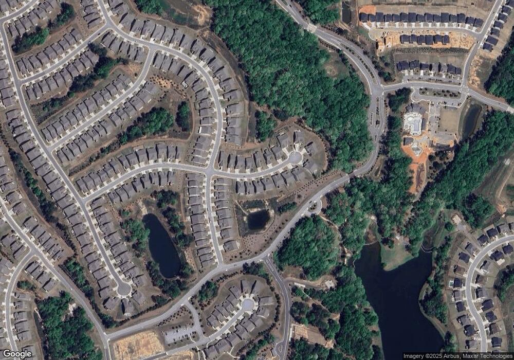 220 Silver Ct, Hoschton, GA 30548 - photo 1