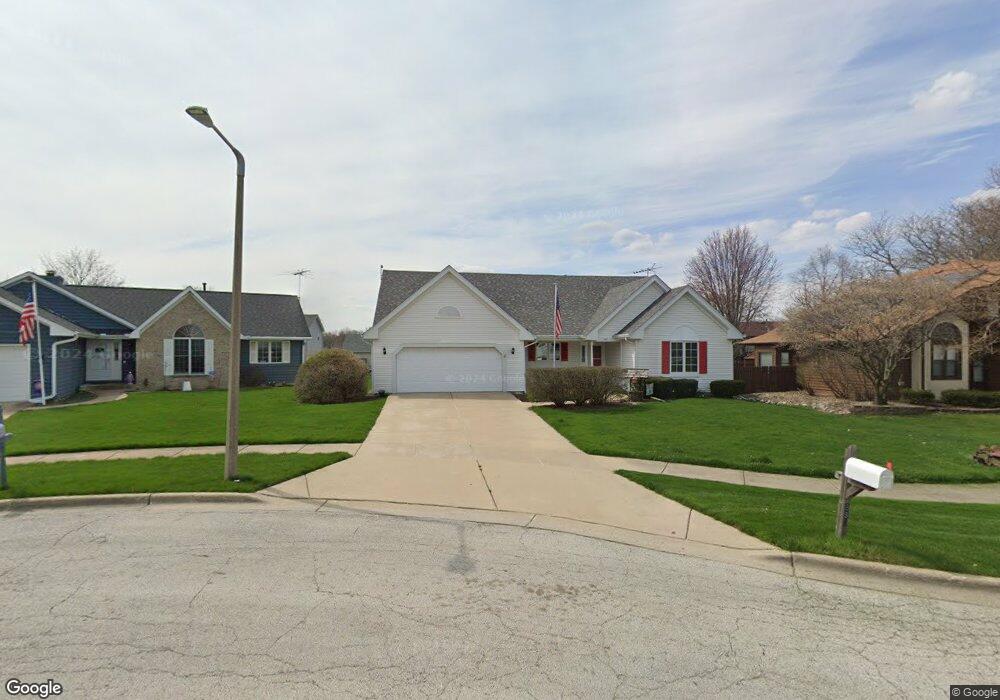 880 Hearthstone Ct, Aurora, IL 60506 - photo 1