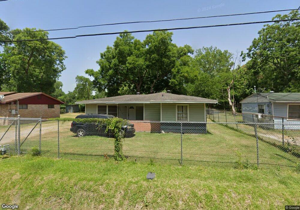 9606 Tower St, Houston, TX 77088 - photo 1