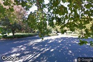1 Squadron Ct, Cold Spring Harbor, NY 11724