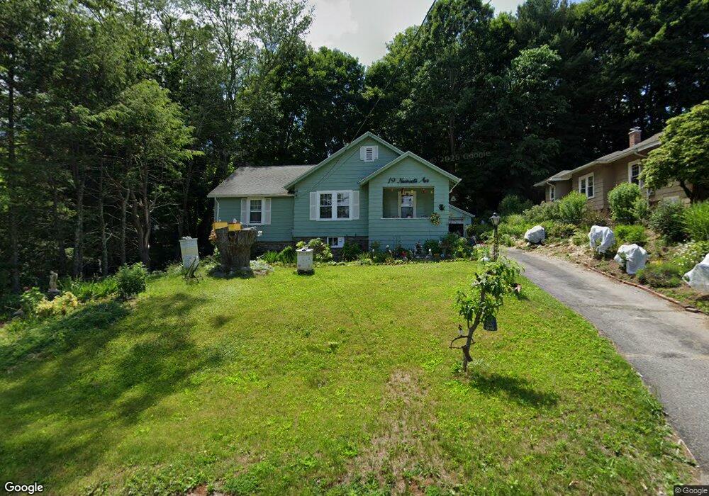 19 Navasota Ave, Worcester, MA 01602 - photo 1