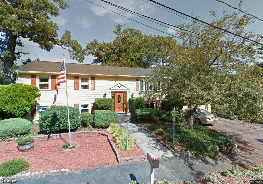 25 Pearl Rd, Saugus, MA 01906 - photo 1