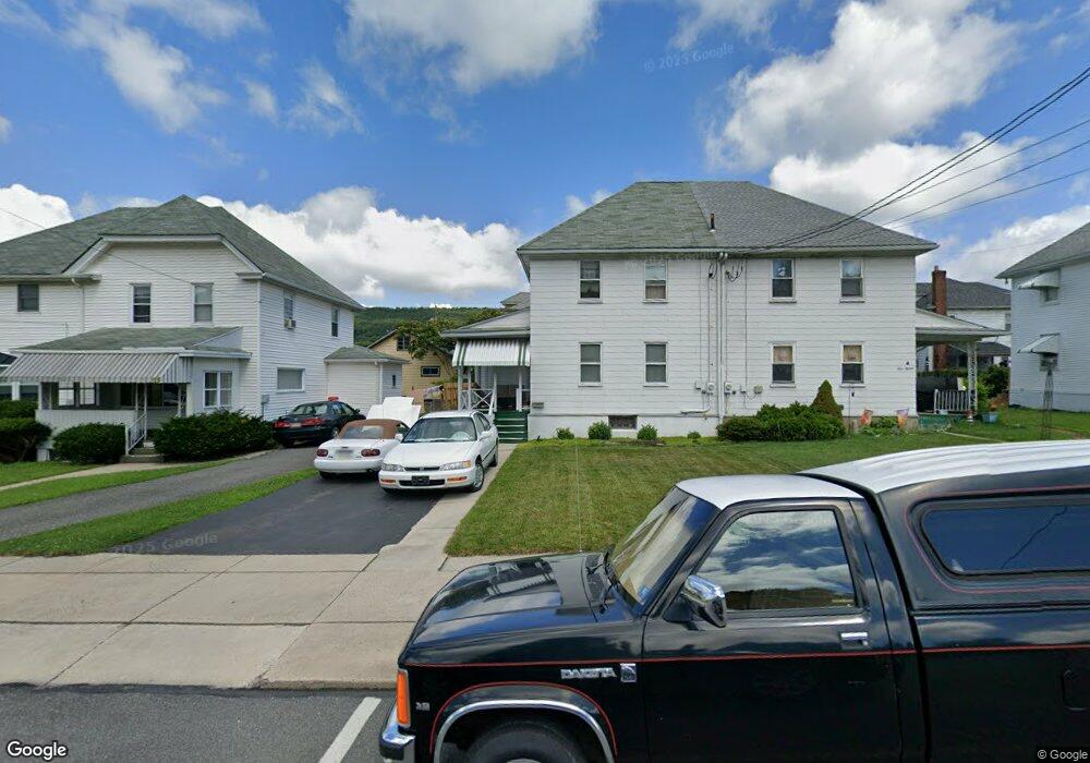 117 W Bertsch St, Lansford, PA 18232 - photo 1