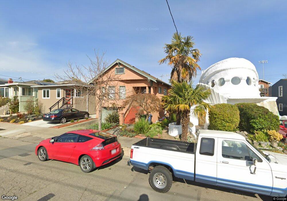 2745 Mathews St, Berkeley, CA 94702 - photo 1