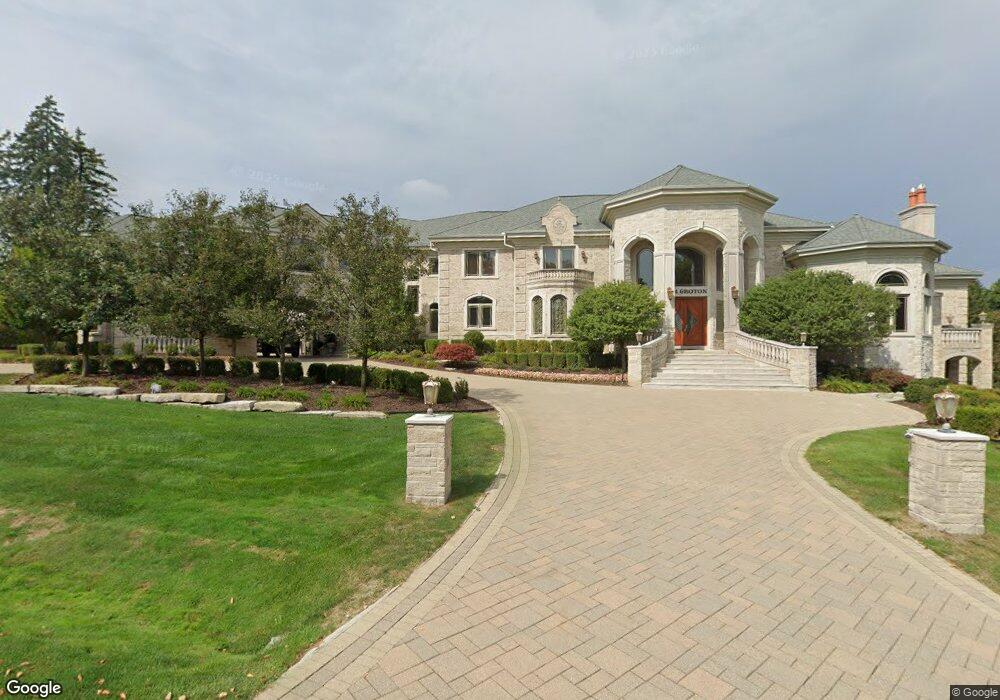 1524 Groton Rd, Bloomfield Hills, MI 48302 - photo 1