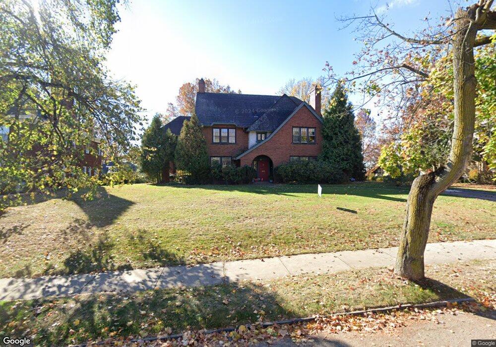 6420 Beacon St, Pittsburgh, PA 15217 - photo 1