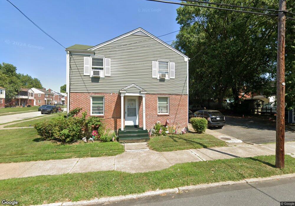 119 W Parkway Ave, Chester, PA 19013 - photo 1
