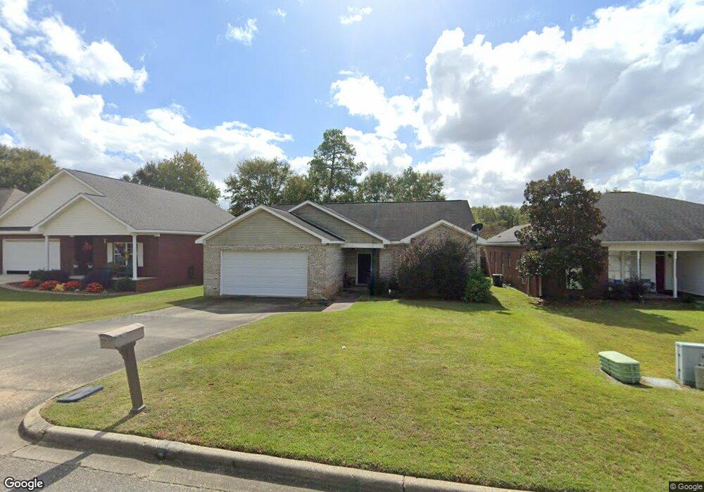 106 Lawrenceburg Ct, Dothan, AL 36305 - photo 1
