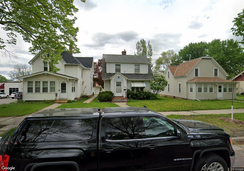 918 N 4th St, Mankato, MN 56001 - photo 1