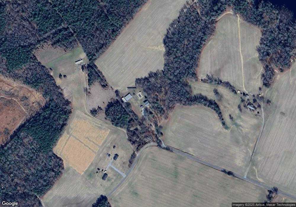 3122 Smithfield Rd, Saint Stephens Church, VA 23148 - photo 1