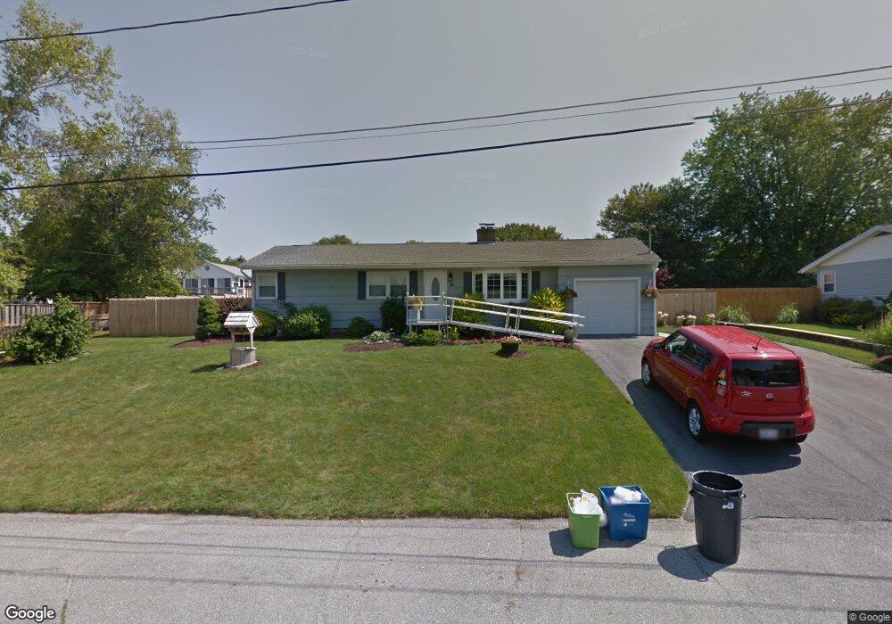 10 Roberts St, Cumberland, RI 02864 - photo 1