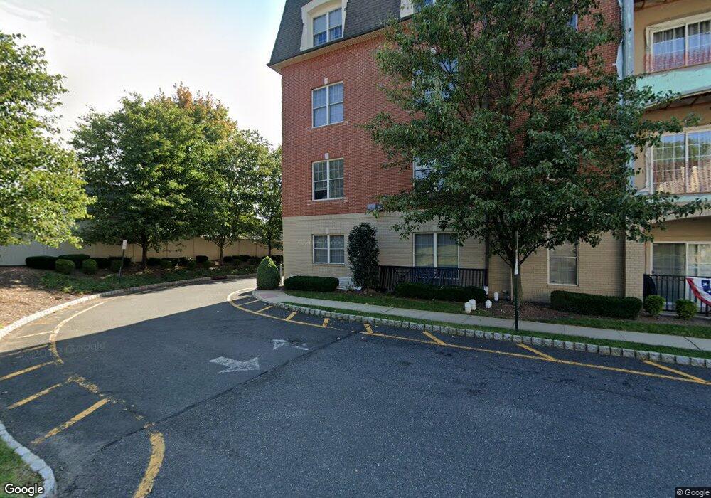 206 Regency Place unit 206, Woodbridge, NJ 07095 - photo 1
