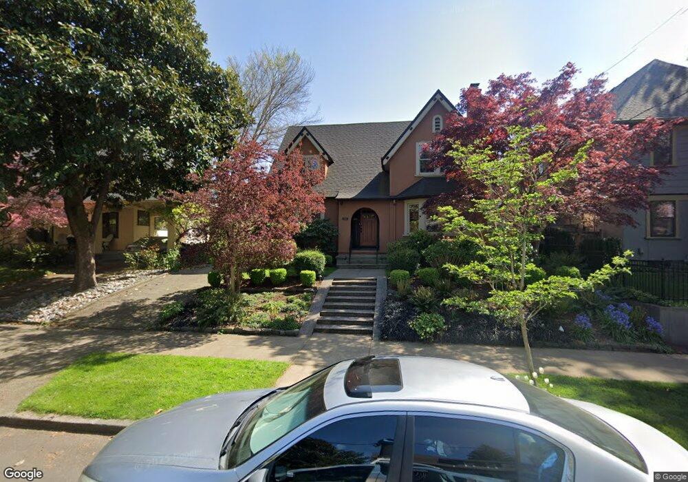 2214 NE Brazee St, Portland, OR 97212 - photo 1