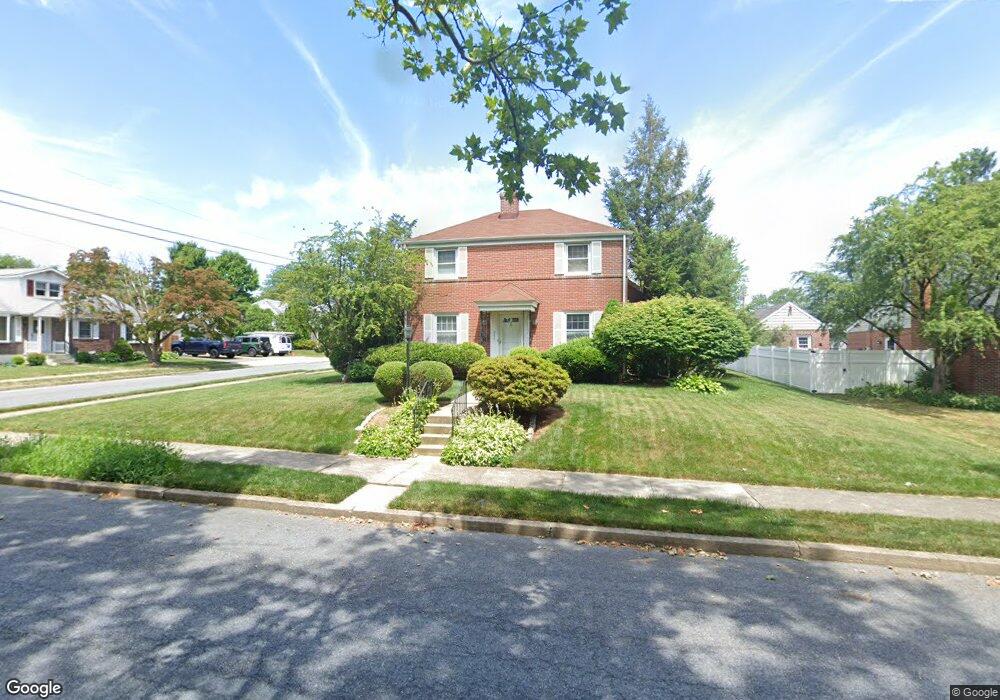 2427 W Elm St unit 2433, Allentown, PA 18104 - photo 1