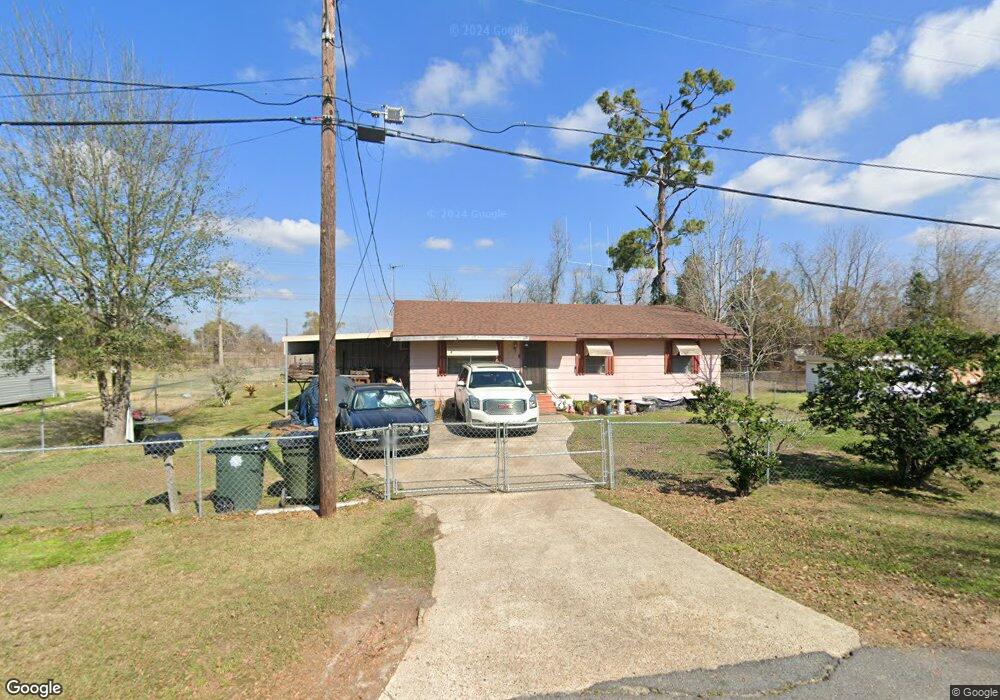 1901 Theriot St, Lake Charles, LA 70601 - photo 1