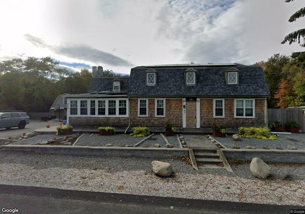 379 Market St, Swansea, MA 02777 - photo 1