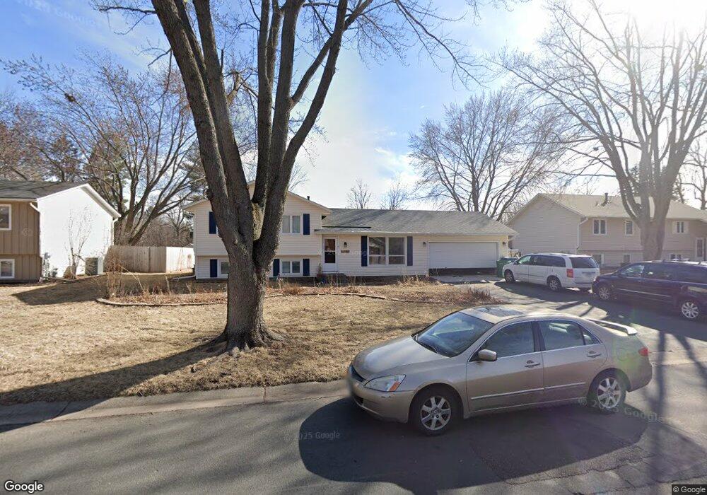 10635 101st Place N, Maple Grove, MN 55369 - photo 1