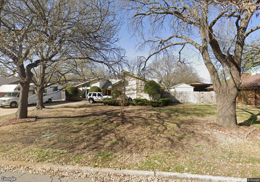 404 Rolling Hill Dr, Cleburne, TX 76033 - photo 1