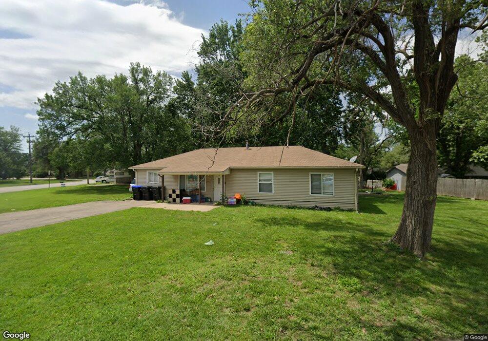 1400 SW 37th St, Topeka, KS 66611 - photo 1