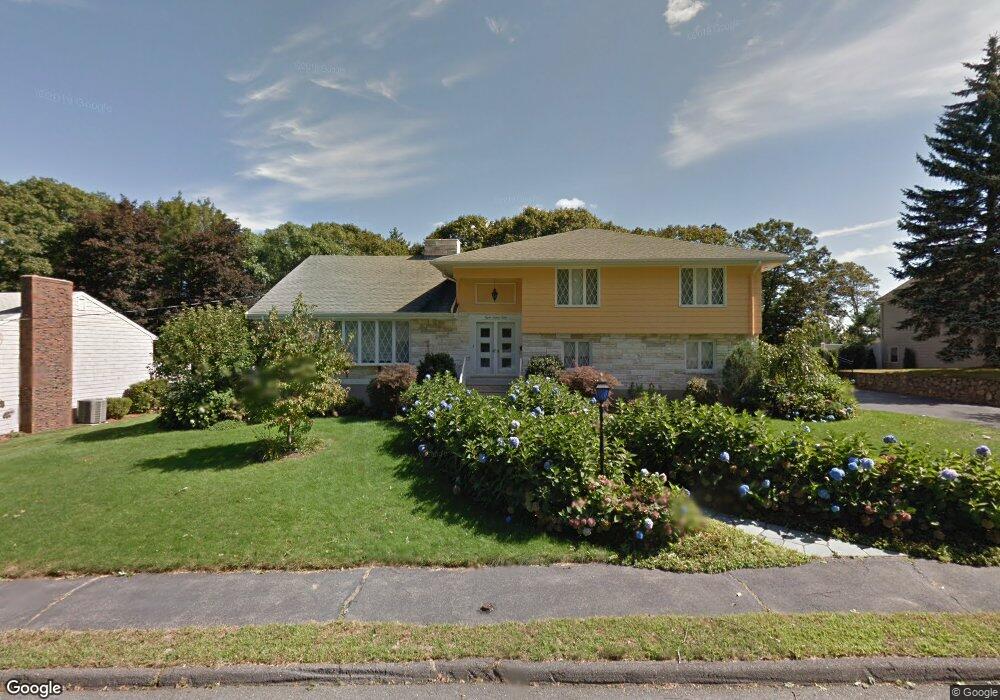 8 Arthur Rd, Wakefield, MA 01880 - photo 1