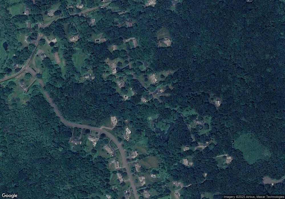 135 Head of Meadow Rd, Newtown, CT 06470 - photo 1