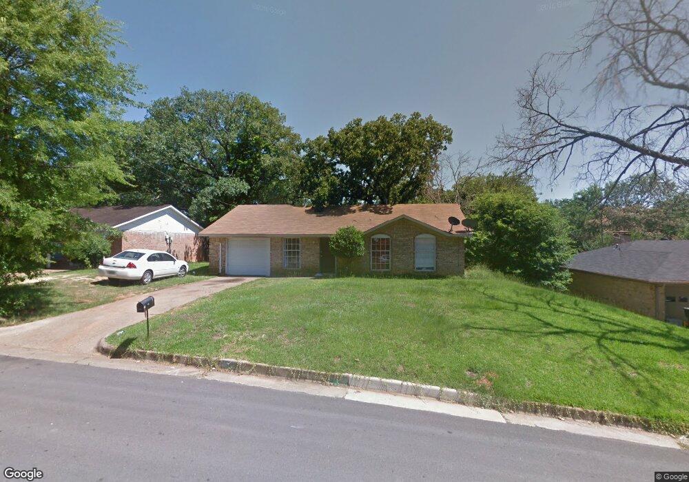 1514 Milam Dr, Tyler, TX 75701 - photo 1