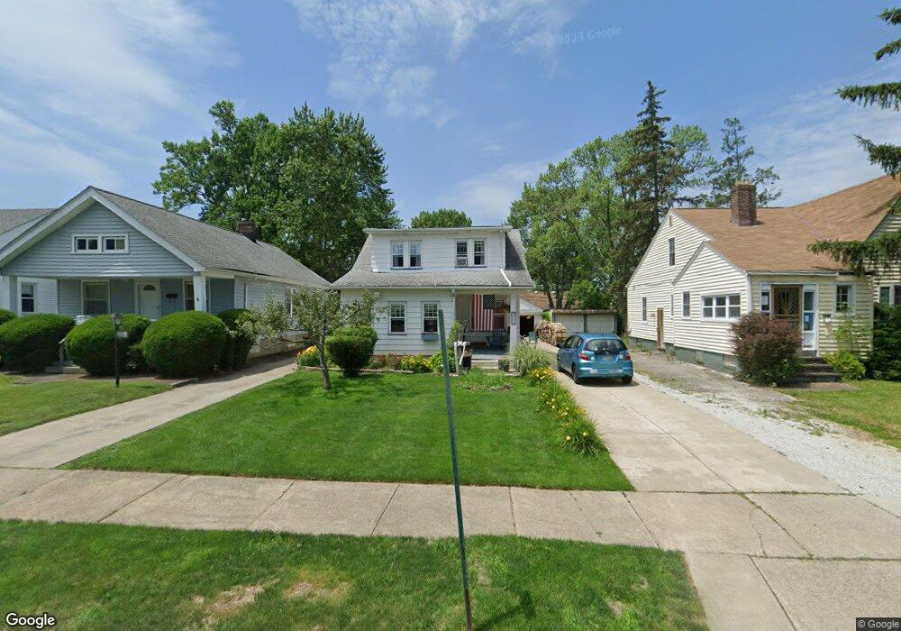 5214 Philip Ave, Maple Heights, OH 44137 - photo 1