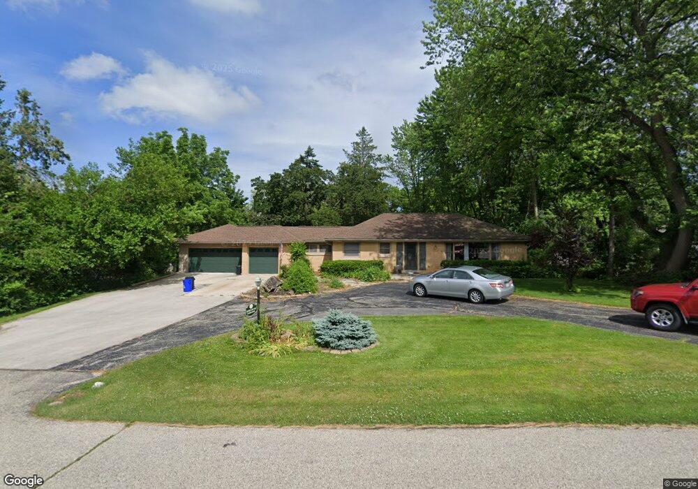 2360 Rockway Ln W, Brookfield, WI 53005 - photo 1