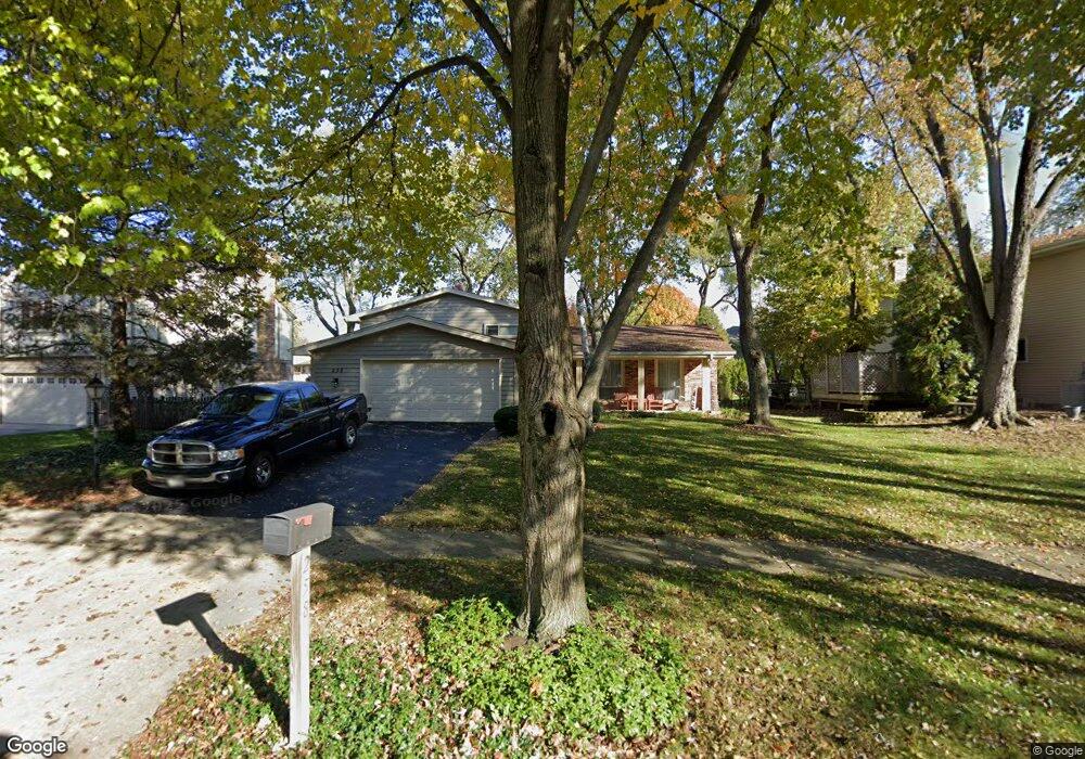 258 Bay Colony Dr, Naperville, IL 60565 - photo 1