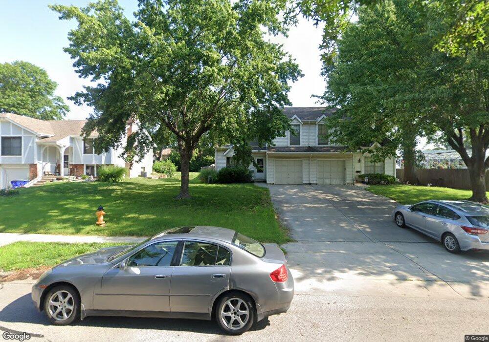 11116 W 71st Terrace, Shawnee, KS 66203 - photo 1