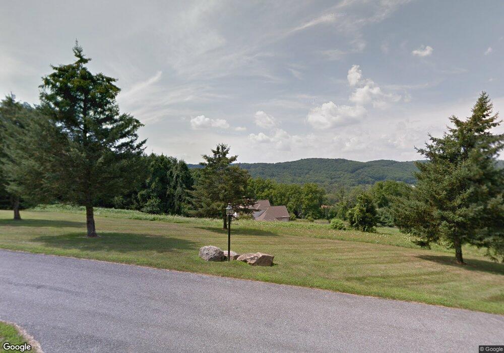 4125 Highfield Ln, Center Valley, PA 18034 - photo 1