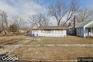 813 E 12th St, Pawhuska, OK 74056