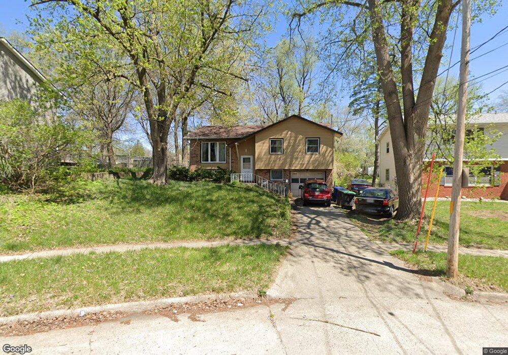 2711 54th St, Des Moines, IA 50310 - photo 1