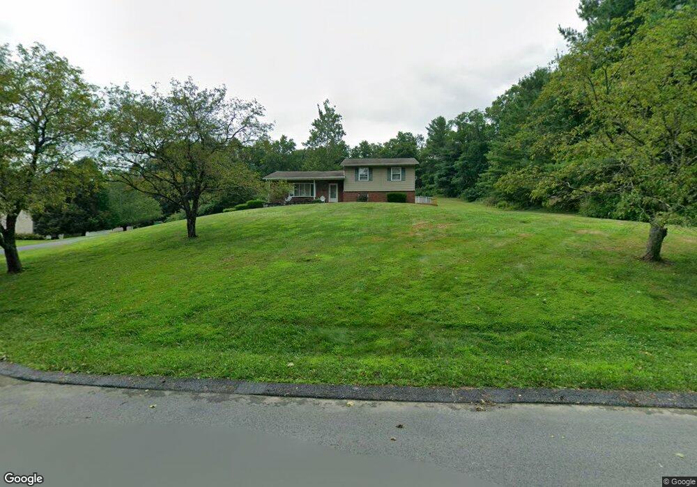 9 Sterling Ct, Poughquag, NY 12570 - photo 1