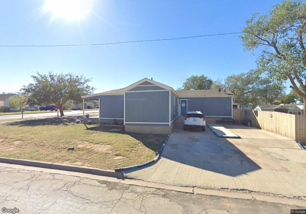 711 E 15th St, Big Spring, TX 79720 - photo 1