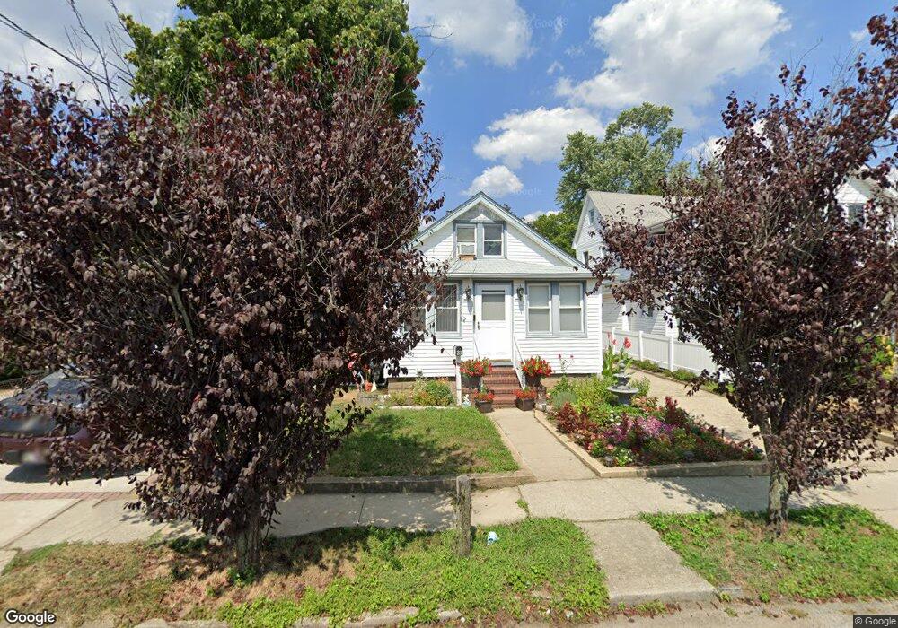 23 W Euclid St, Valley Stream, NY 11580 - photo 1