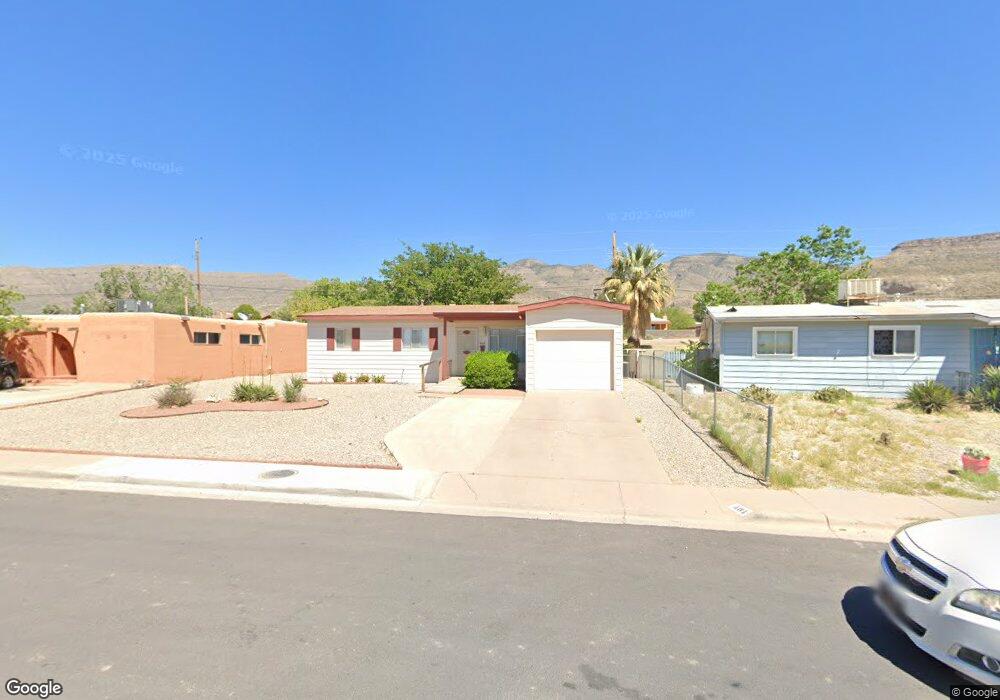 404 Ridgecrest Dr, Alamogordo, NM 88310 - photo 1